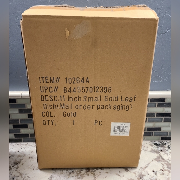 Small Gold Leaf Dish - Picture 4 of 4